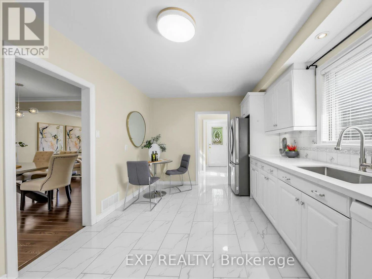 177 Overbrook Place, Toronto, ON, M3H 4R2 - 18