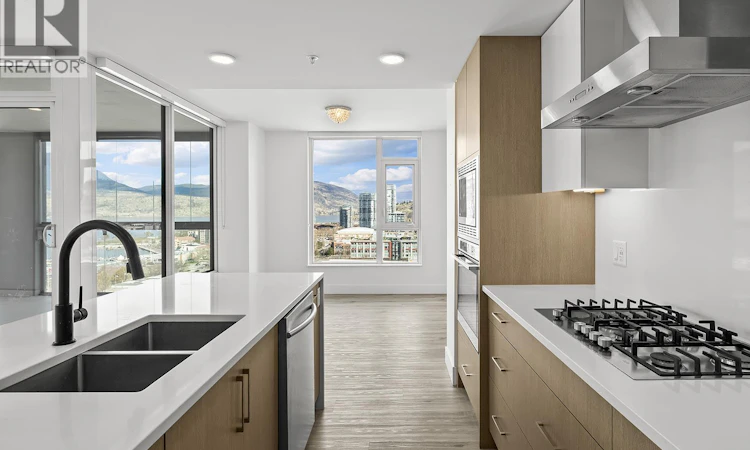 1909-1588 Ellis Street