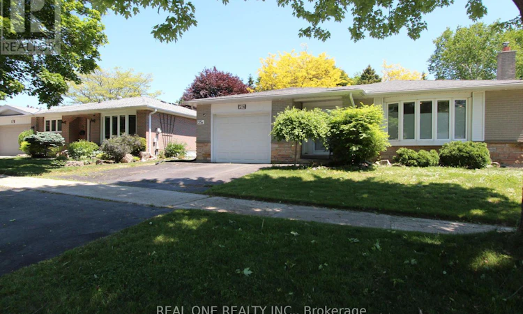 25 Bigwin Drive
