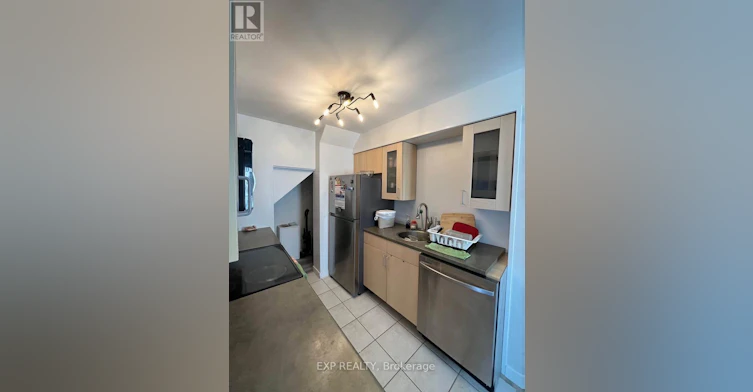 135-20 Sonnet Crescent, Ottawa, ON, K2H 8W7 - 7