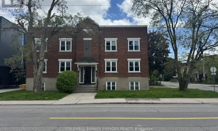 314 Somerset Street E