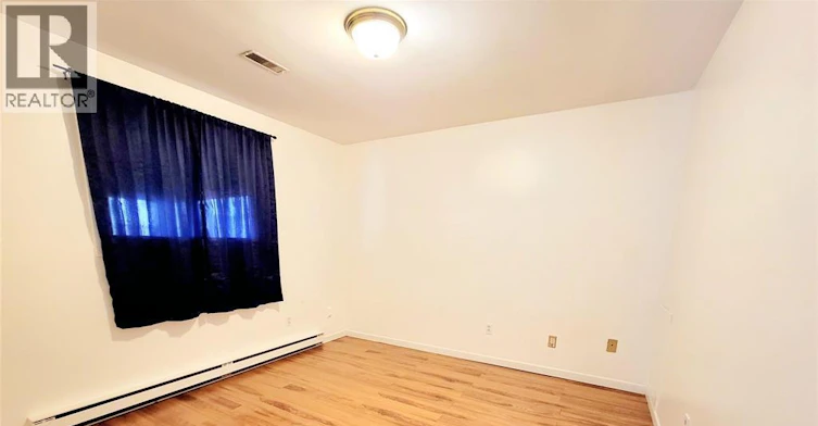 UPPER-2240 Howard Avenue, Windsor, ON, N8X 3V1 - 7