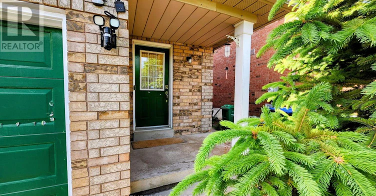 102 Whiteface Crescent, Brampton, ON, L6X 4W7 - 2