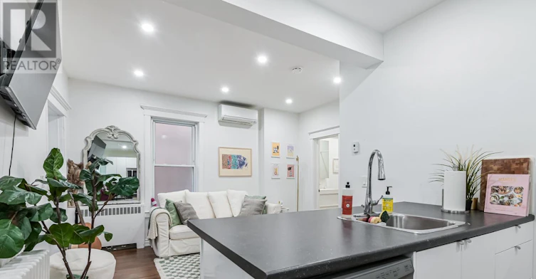2-56 Wright Avenue, Toronto, ON, M6R 1K8 - 13