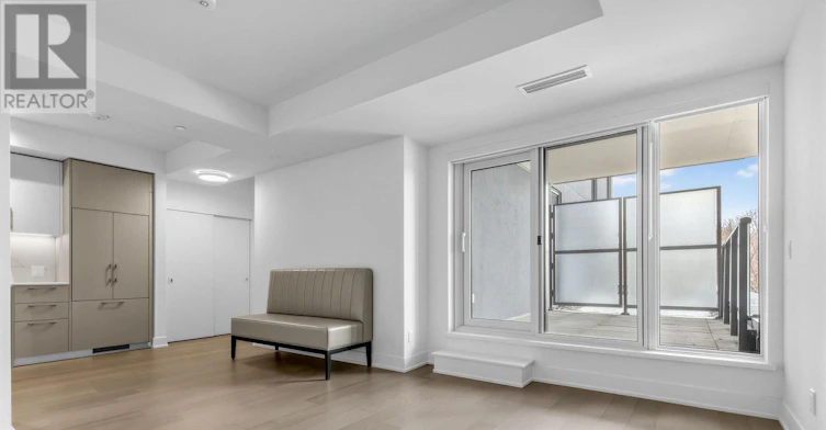 606-8 Manor Road W, Toronto, ON, M4S 0E6 - 11
