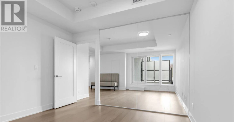 606-8 Manor Road W, Toronto, ON, M4S 0E6 - 14