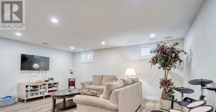2403 Tokala Trail, London, ON, N6G 0V6 - 38