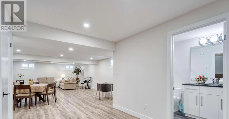 2403 Tokala Trail, London, ON, N6G 0V6 - 34