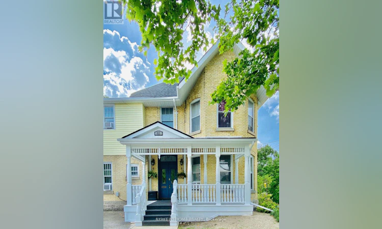 82 Wellington Street