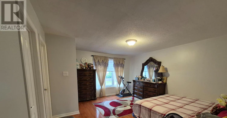 192 Windhurst Drive, Ottawa, ON, K2G 6J4 - 12