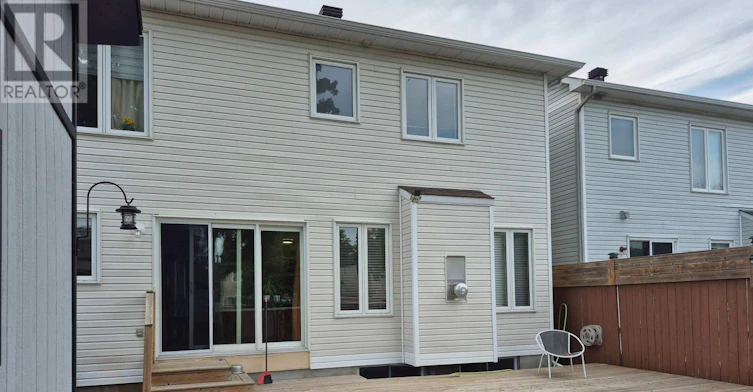 192 Windhurst Drive, Ottawa, ON, K2G 6J4 - 3