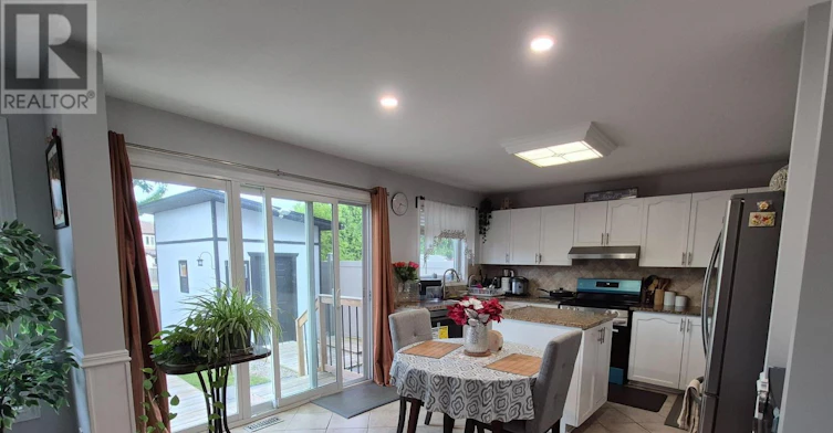 192 Windhurst Drive, Ottawa, ON, K2G 6J4 - 24