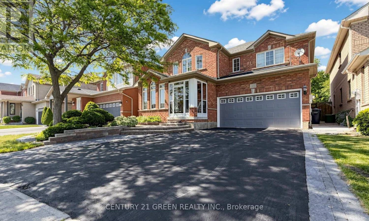 43 Hollowgrove Boulevard