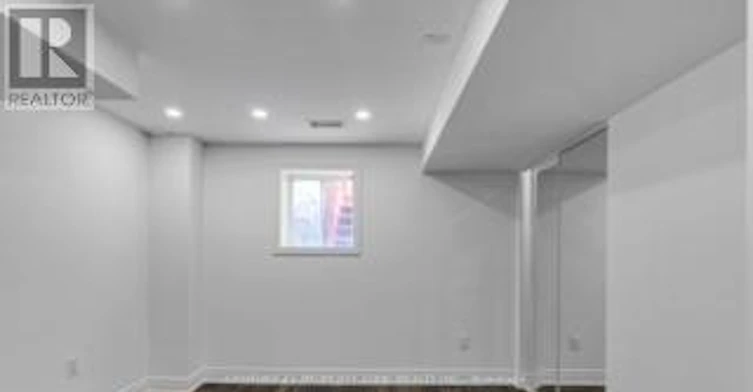 5667 Spangler Drive, Mississauga, ON, L5R 3N4 - 7