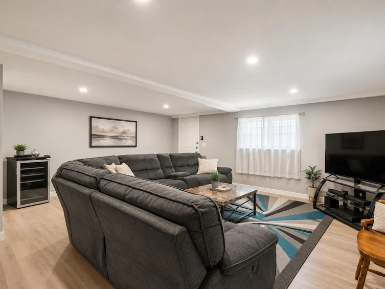 6828 144 Street, Surrey, BC, V3W 5R7 - 7