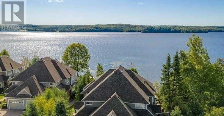 27 Szawlowski Drive, Huntsville, ON, P1H 1C2 - 38