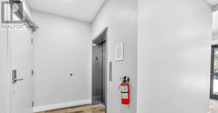 302-261 King Street E, Hamilton, ON, L8G 1L9 - 6