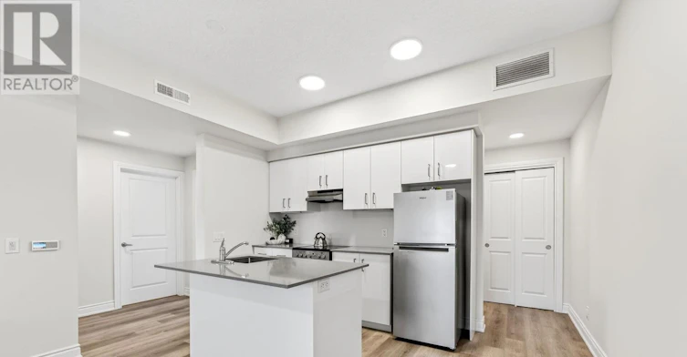 302-261 King Street E, Hamilton, ON, L8G 1L9 - 7