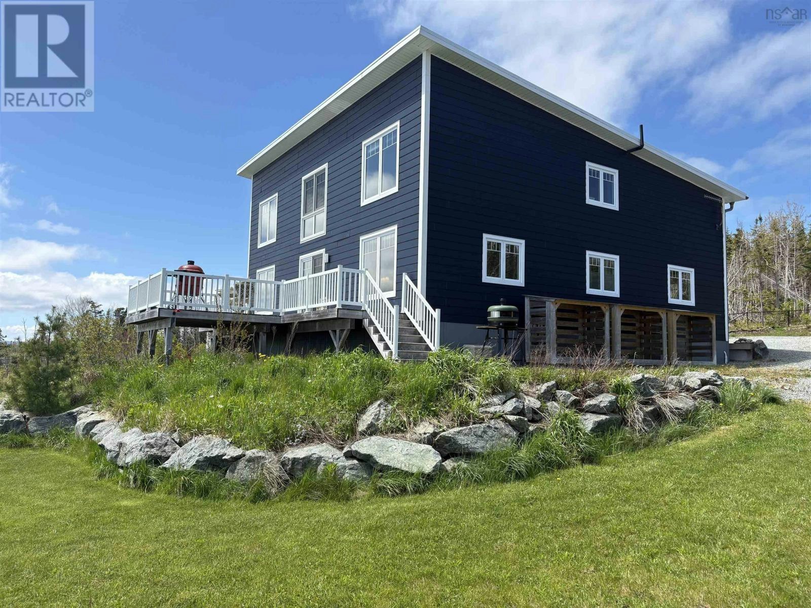 122 Peter Sosna Drive, MacNabs Cove, NS, B0E 3B0