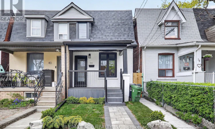 38 Pelham Avenue
