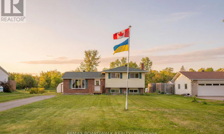664 Kitley 3 Line Road