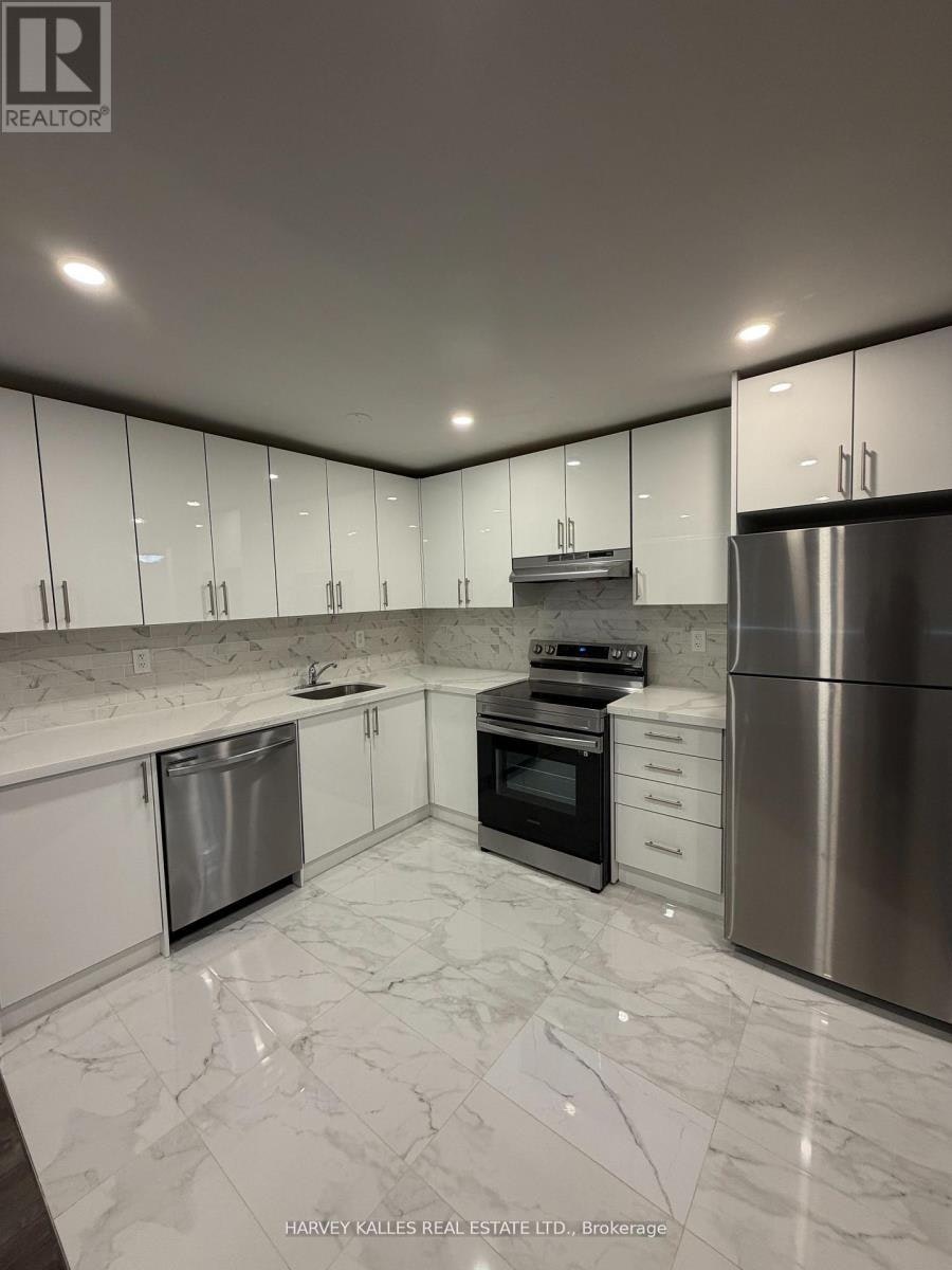 101-180 Vaughan Road, Toronto, ON, M6C 2M3