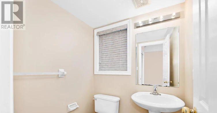 47 Ball Crescent, Whitby, ON, L1P 1W5 - 14