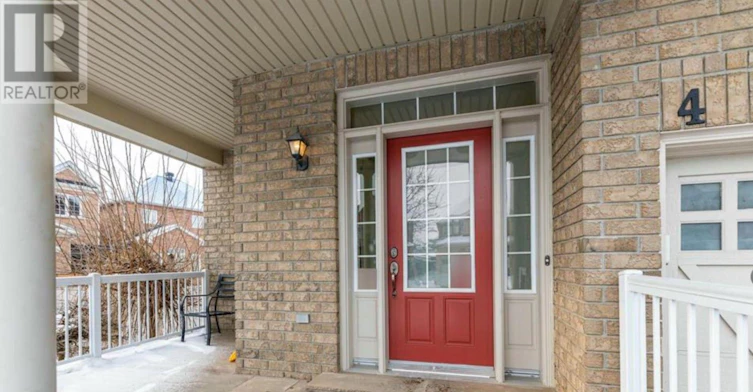 4 Trailside Drive, Bradford West Gwillimbury, ON, L3Z 0B5 - 2