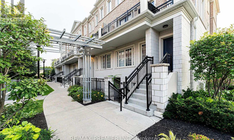 B02-26 Bruce Street