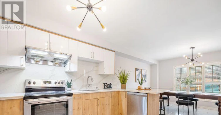 97 Pinedale Gate, Vaughan, ON, L4L 8X3 - 11
