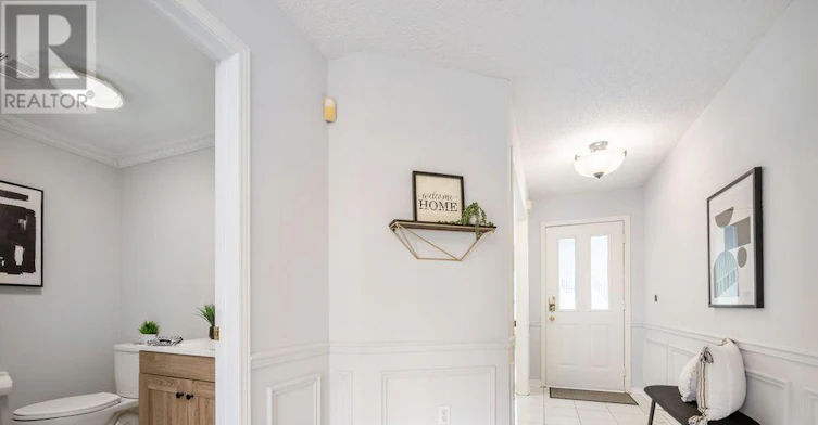 97 Pinedale Gate, Vaughan, ON, L4L 8X3 - 2
