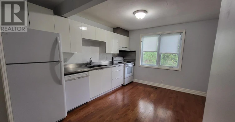 161 Henderson Avenue, Markham, ON, L3T 2L6 - 9
