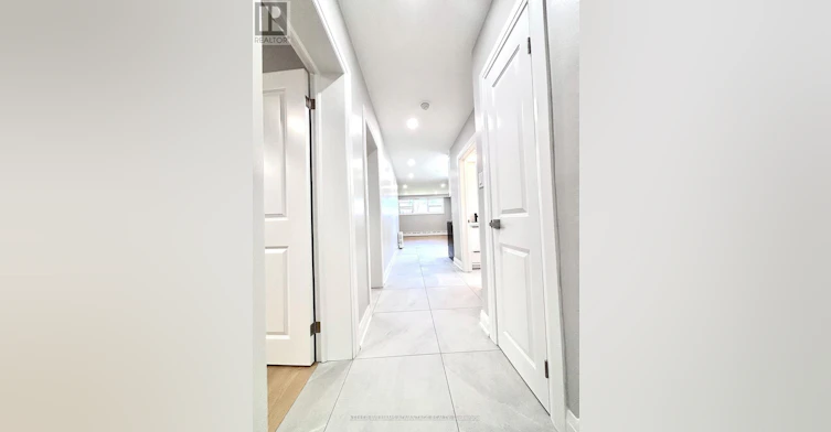 100 Portland Street, Toronto, ON, M8Y 1A7 - 12