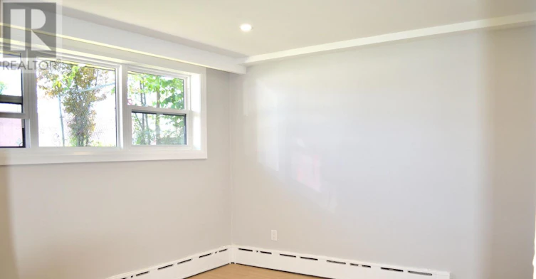 100 Portland Street, Toronto, ON, M8Y 1A7 - 25