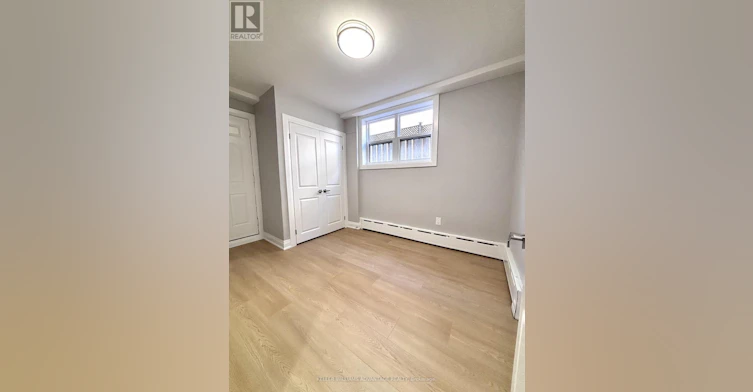 100 Portland Street, Toronto, ON, M8Y 1A7 - 18