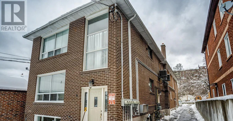 1-4 Garrow Avenue, Toronto, ON, M6N 2C5 - 3
