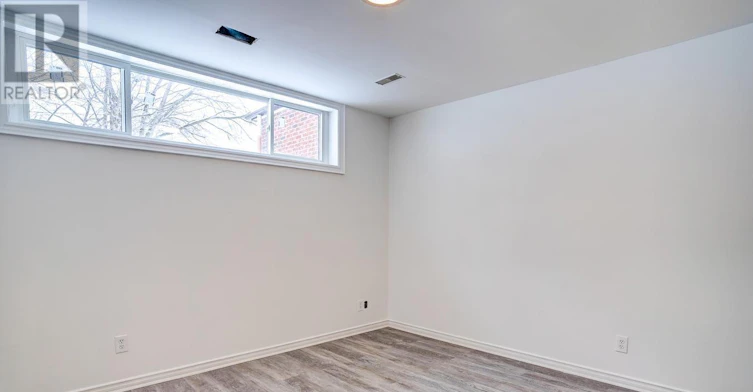 1-4 Garrow Avenue, Toronto, ON, M6N 2C5 - 14
