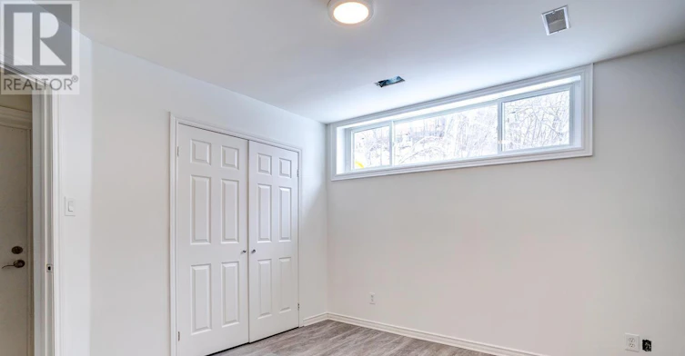 1-4 Garrow Avenue, Toronto, ON, M6N 2C5 - 15