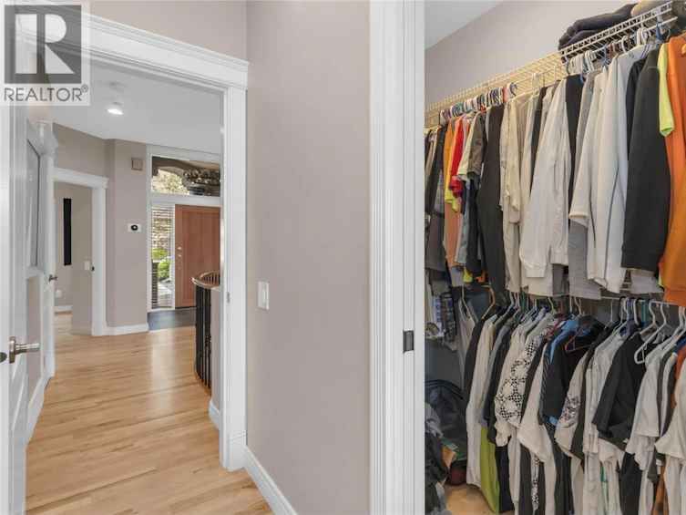 628 S Spruceview Place, Kelowna, BC, V1V 2P7 - 32