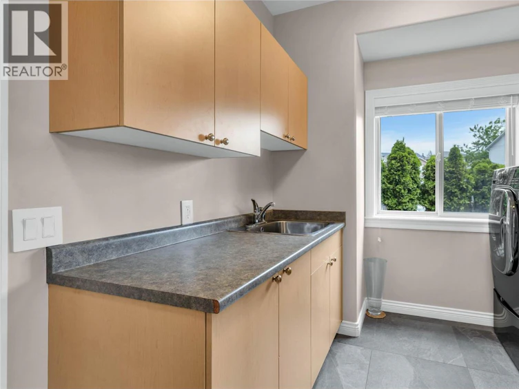 628 S Spruceview Place, Kelowna, BC, V1V 2P7 - 43