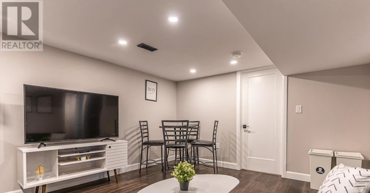 LOWER-783 Queensdale Avenue E, Hamilton, ON, L8V 1M7 - 4
