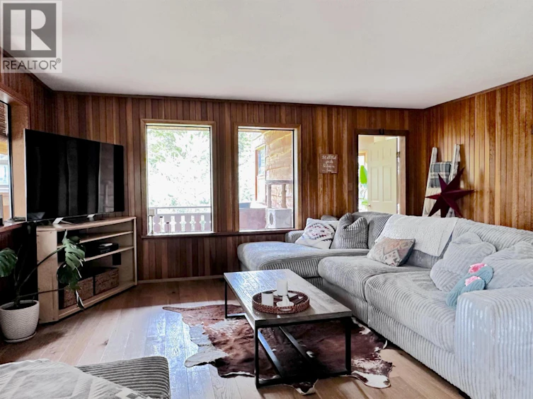 6300-6310 N Horse Lake Road, 100 Mile House, BC, V0K 2E3 - 9