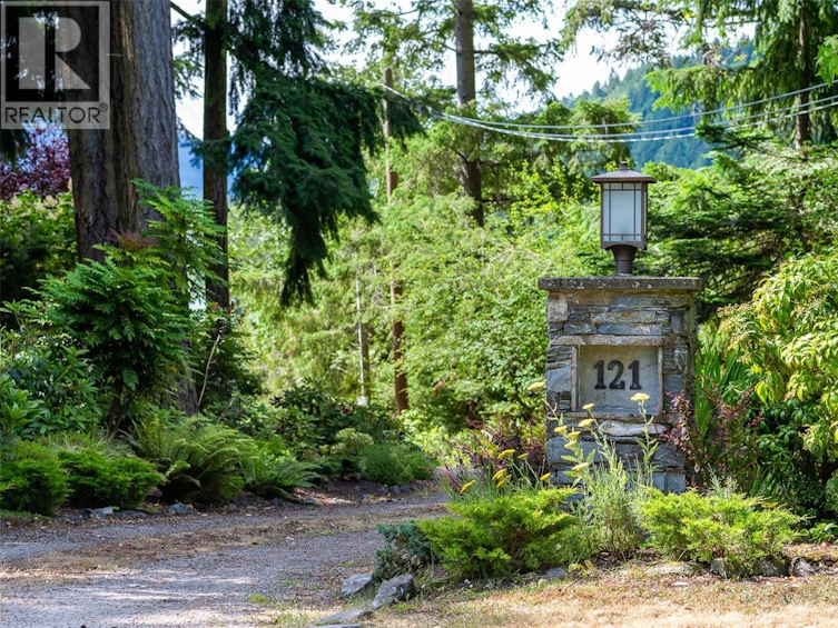 121 Howard Road, Salt Spring Island, BC, V8K 1N2 - 48