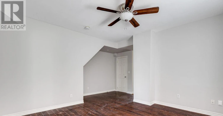 MAIN-371 Jones Avenue, Toronto, ON, M4J 3G5 - 9