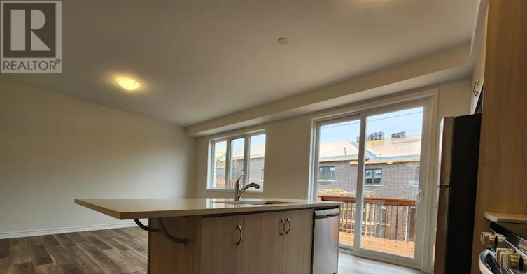 65 Lower Street, Barrie, ON, L9J 1B3 - 4