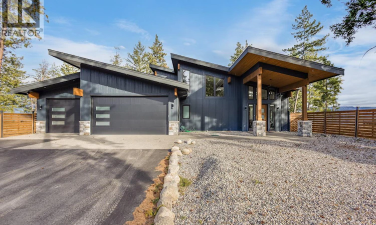 7235 Dunwaters Road