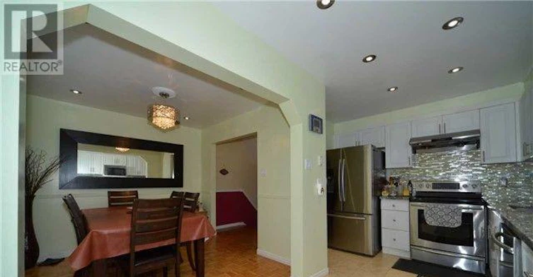 194 UPPER-6444 Finch Avenue W, Toronto, ON, M9V 1T4 - 3