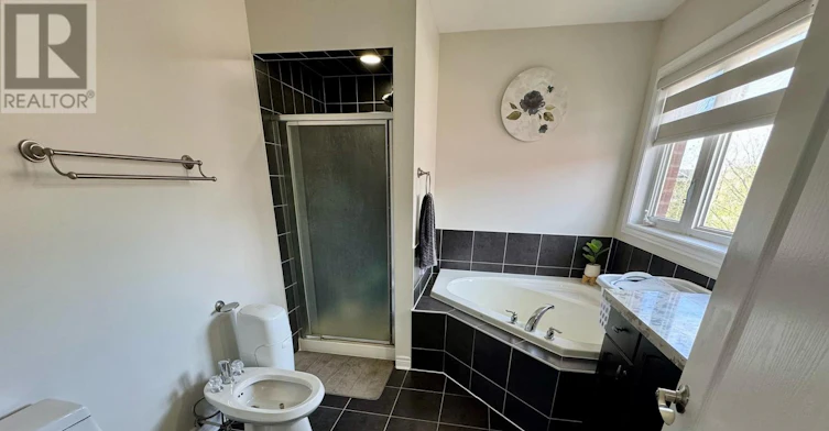 6 Hybrid Street, Brampton, ON, L7A 0L5 - 9
