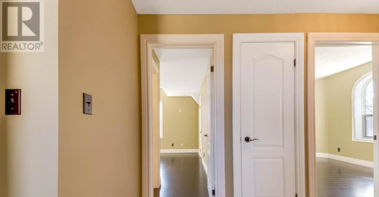 UPPER-561 Queen Street S, Kitchener, ON, N2G 1W9 - 22