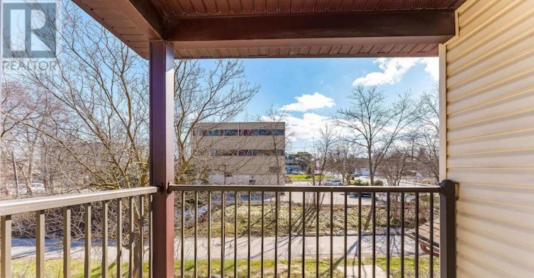 UPPER-561 Queen Street S, Kitchener, ON, N2G 1W9 - 23